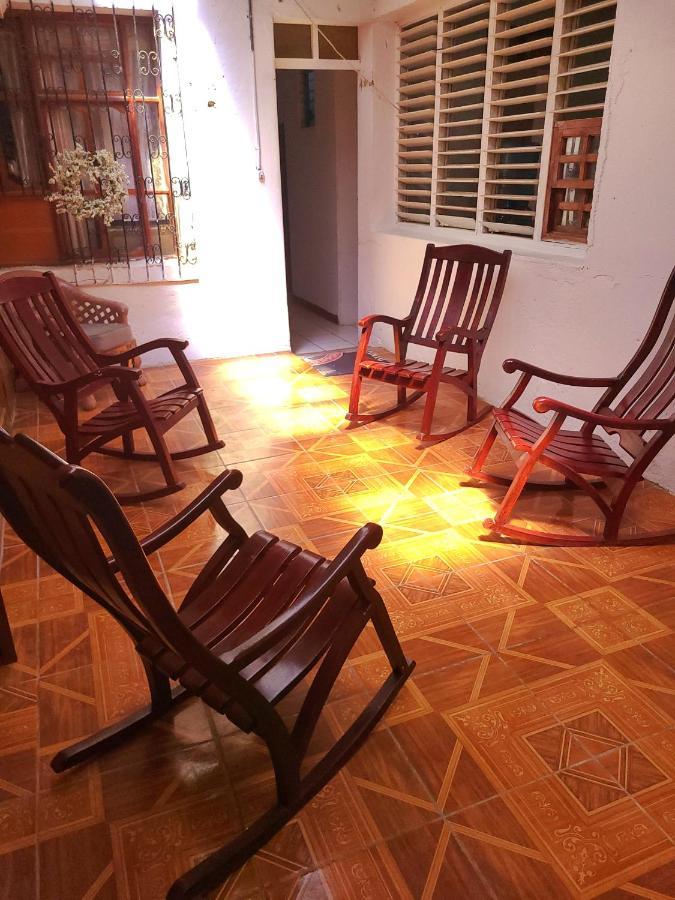 Hostel Rossy San Juan del Sur Ngoại thất bức ảnh