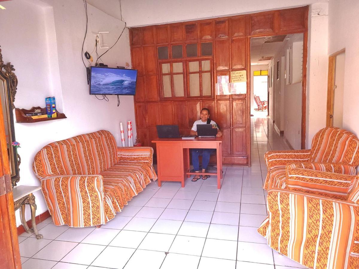 Hostel Rossy San Juan del Sur Ngoại thất bức ảnh